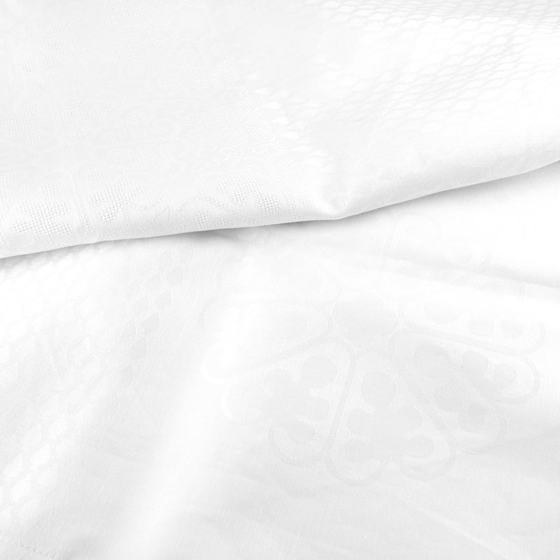 pure white tablecloth