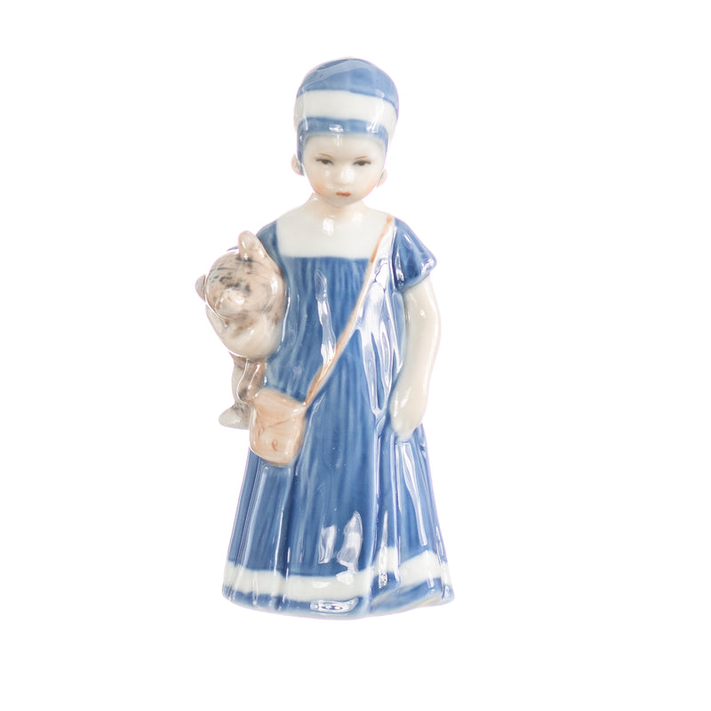 statuina bimba con peluche in porcellana decorata a mano